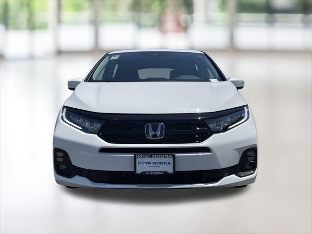 Photo of 2025 Platinum White Pearl Honda Odyssey