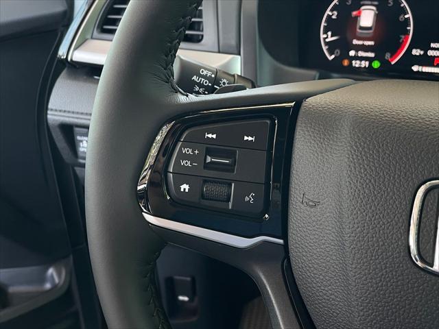 Photo of 2025 Platinum White Pearl Honda Odyssey