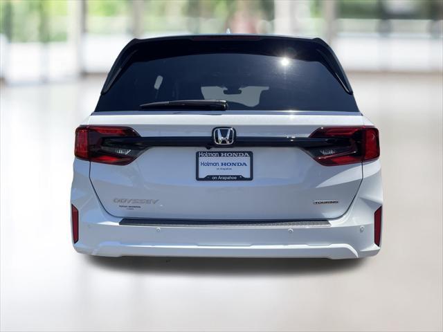Photo of 2025 Platinum White Pearl Honda Odyssey