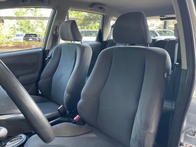 Photo of 2013 Alabaster Silver Metallic Honda Fit