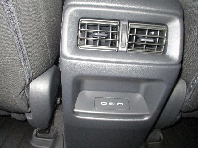 Photo of 2026 Platinum White Pearl Honda CR-V