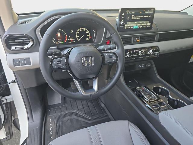 Photo of 2025 Wy Honda Pilot