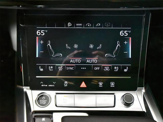 Photo of 2024 Glacier White Metallic Audi Q8 e-tron