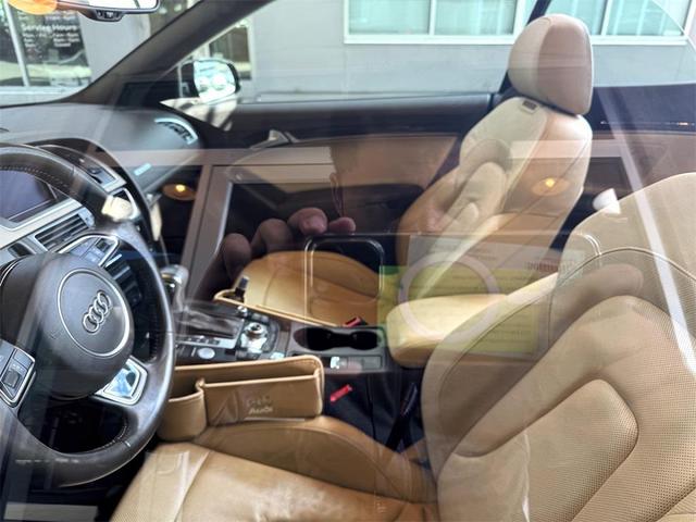 Photo of 2014 Phantom Black Pearl Effect/Black Roof Audi A5