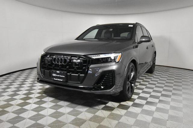 Photo of 2025 Gray Metallic Audi Q7