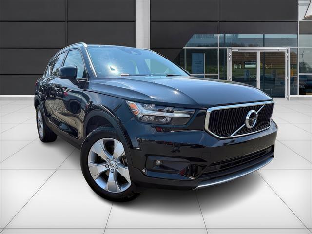 2022 Volvo XC40