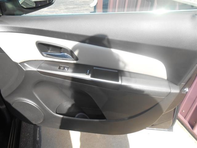 Photo of 2015 Black Granite Metallic Chevrolet Cruze