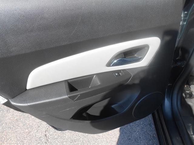 Photo of 2015 Black Granite Metallic Chevrolet Cruze