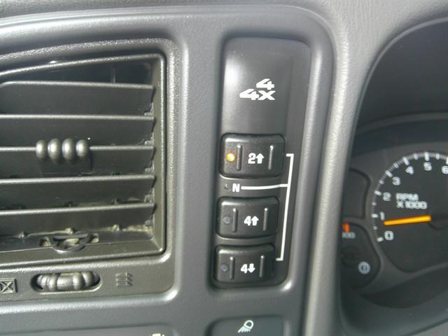 Photo of 2003 Light Pewter Metallic Chevrolet Silverado 2500