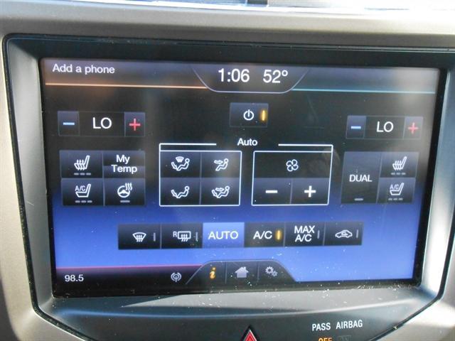 Photo of 2014 RED Lincoln MKX