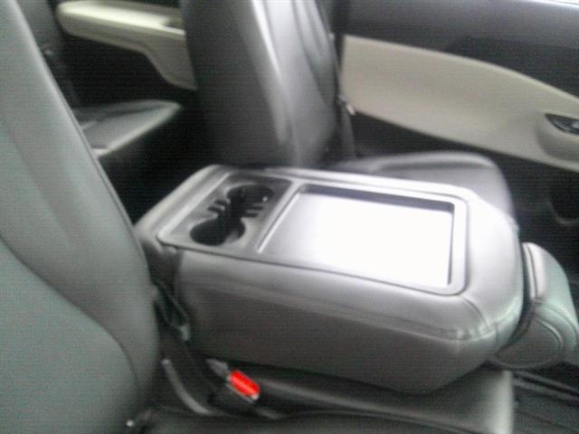 Photo of 2023 Flare Red Kia Carnival