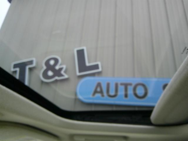 Photo of 2005 WHITE Chevrolet Trailblazer