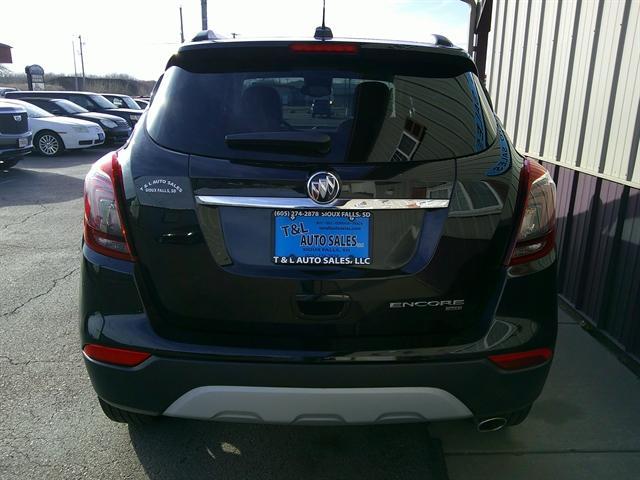 Photo of 2021 Ebony Twilight Metallic Buick Encore
