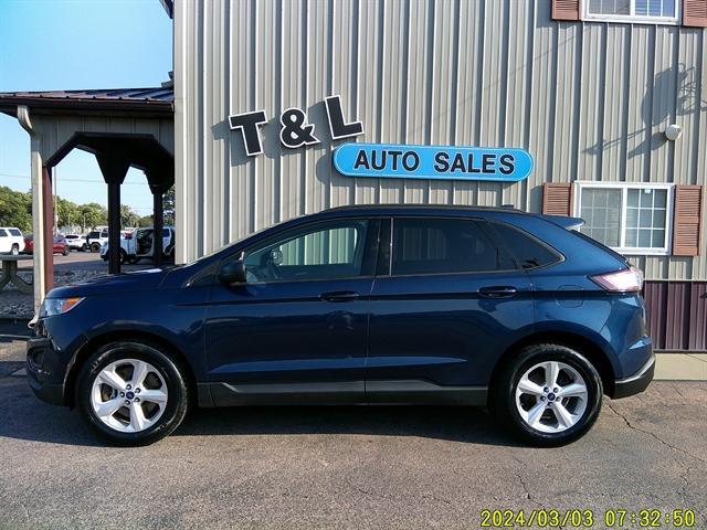 Photo of 2017 Blue Jeans Metallic Ford Edge