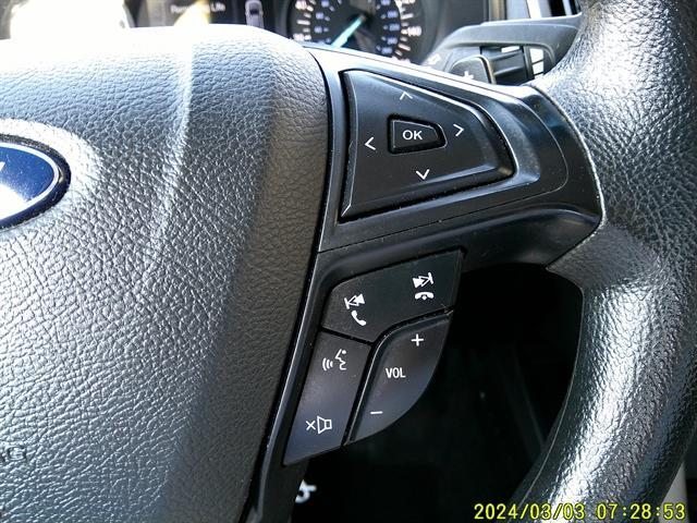 Photo of 2017 Blue Jeans Metallic Ford Edge