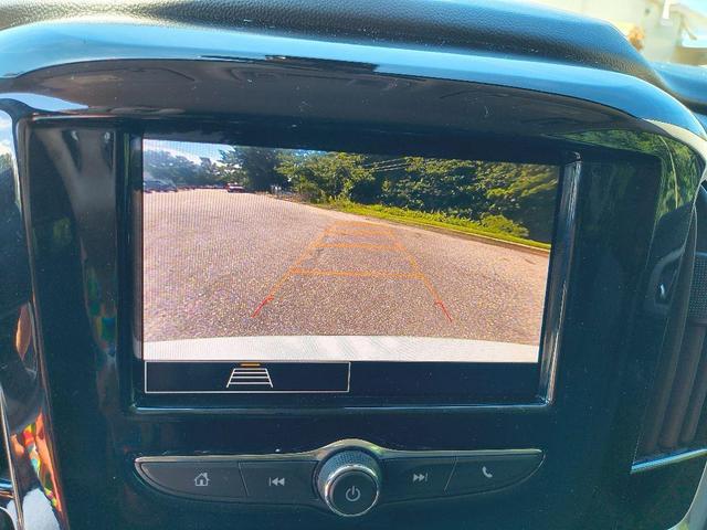 Photo of 2021 Summit White Chevrolet Traverse