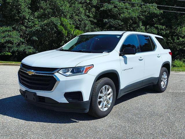 Photo of 2021 Summit White Chevrolet Traverse
