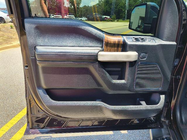 Photo of 2018 Black Ford F-150