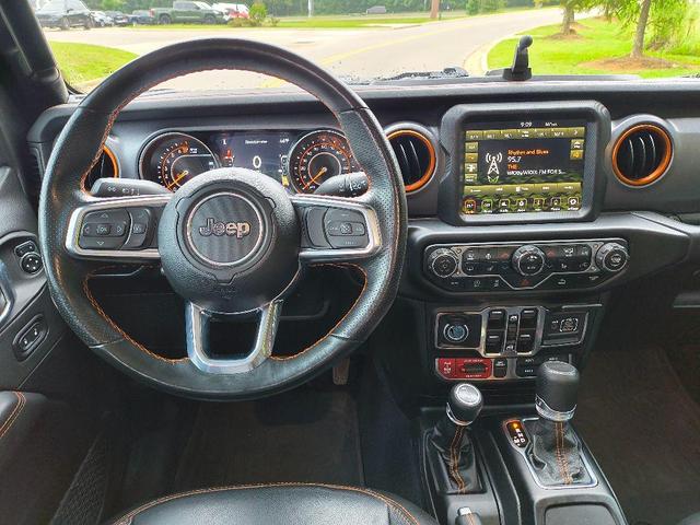 Photo of 2023 Granite Crystal Clearcoat Metallic Jeep Gladiator