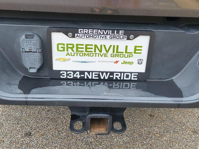 Photo of 2023 Granite Crystal Clearcoat Metallic Jeep Gladiator