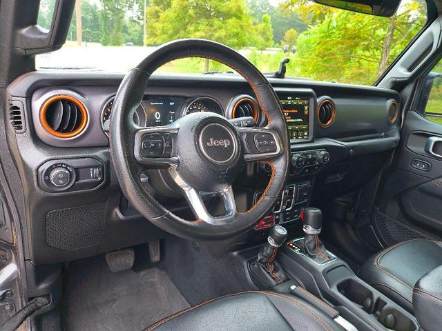 Photo of 2023 Granite Crystal Clearcoat Metallic Jeep Gladiator