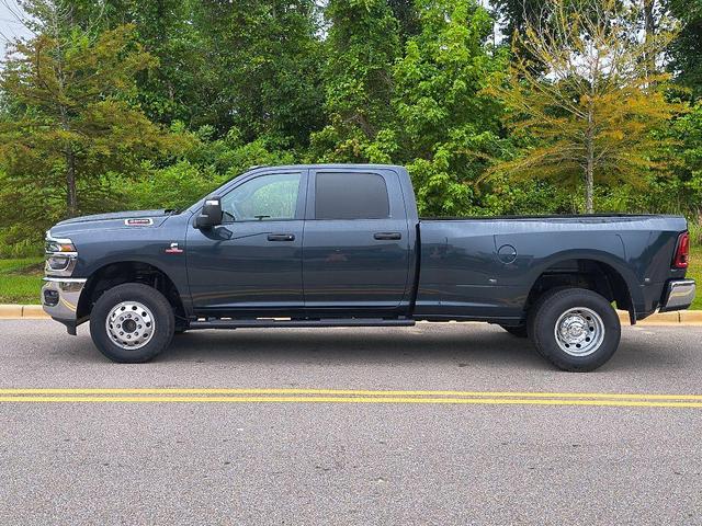 Photo of 2025 Blue Metallic RAM 3500