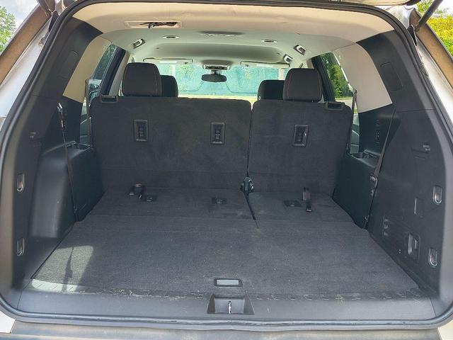 Photo of 2021 Silver Ice Metallic Chevrolet Traverse