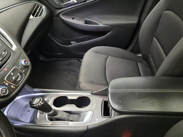 Photo of 2018 Brown Chevrolet Malibu