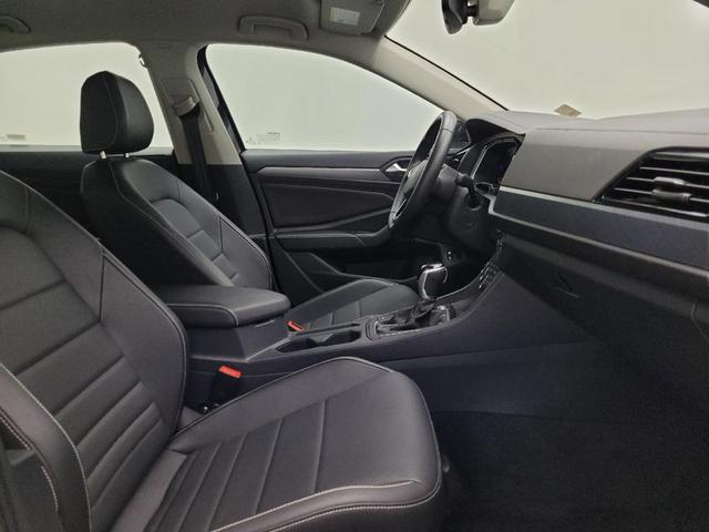 Photo of 2024 Deep Black Pearl Volkswagen Jetta