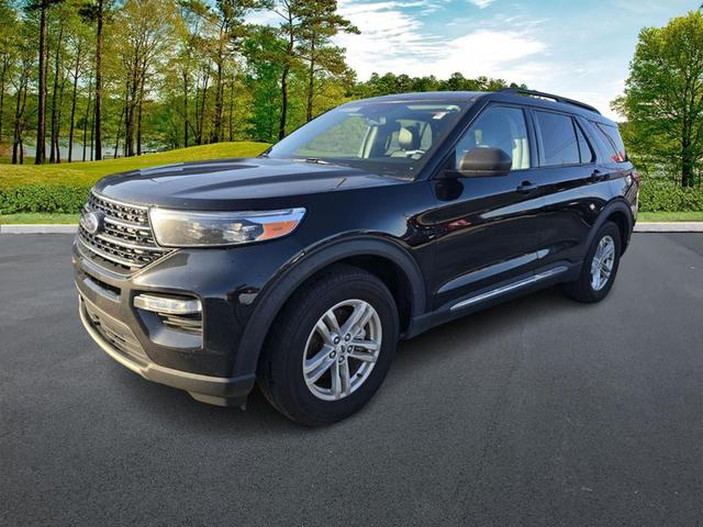 Photo of 2023 Agate Black Metallic Ford Explorer