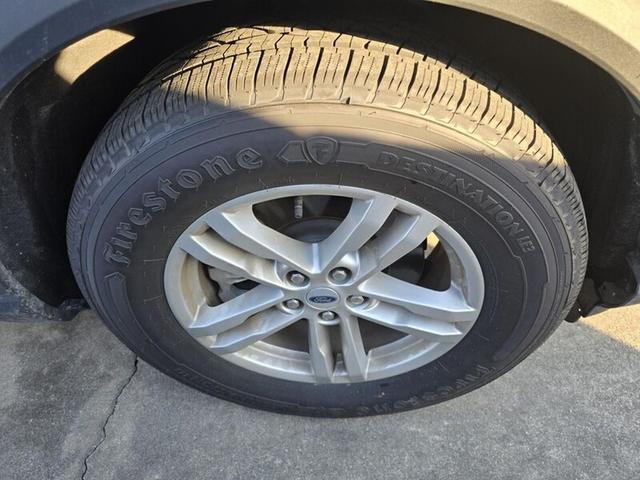 Photo of 2023 Agate Black Metallic Ford Explorer