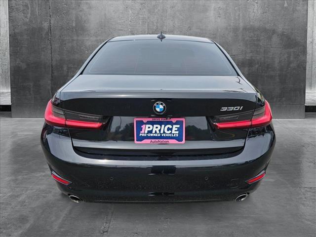 Photo of 2020 Black Sapphire Metallic BMW 330