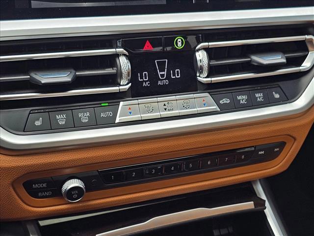 Photo of 2020 Black Sapphire Metallic BMW 330