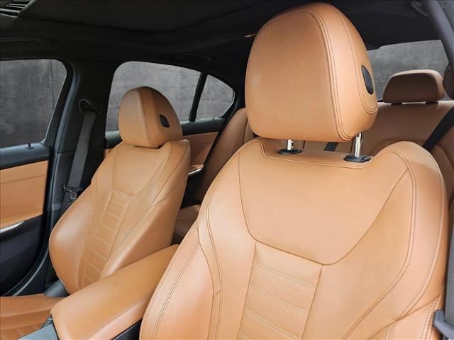 Photo of 2020 Black Sapphire Metallic BMW 330