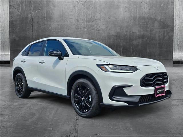 Photo of 2026 Platinum White Pearl Honda HR-V