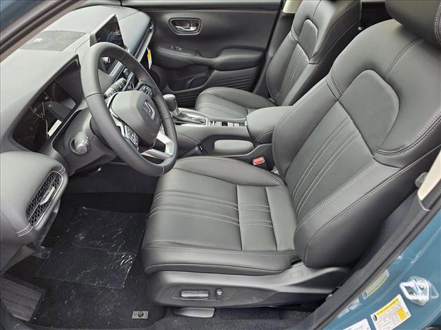 Photo of 2026 Nordic Forest Pearl Honda HR-V