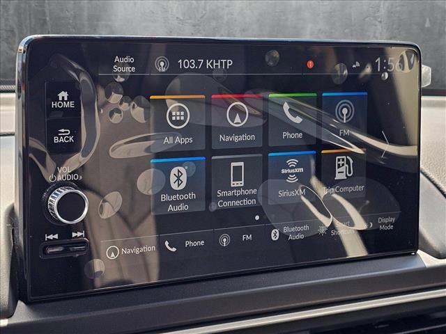 Photo of 2025 Lunar Silver Metallic Honda Pilot