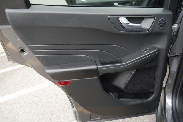 Photo of 2023 Carbonized Gray Metallic Ford Escape