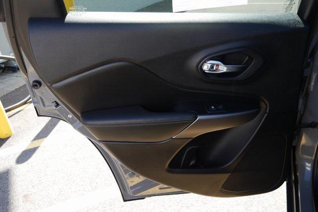 Photo of 2021 Sting-Gray Clearcoat Jeep Cherokee