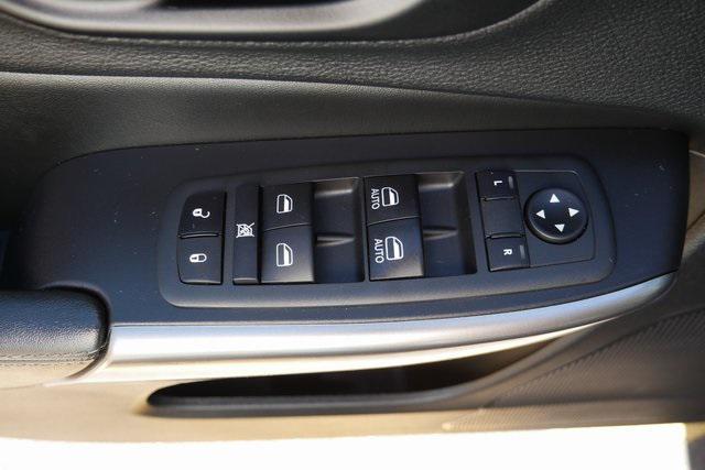 Photo of 2021 Sting-Gray Clearcoat Jeep Cherokee