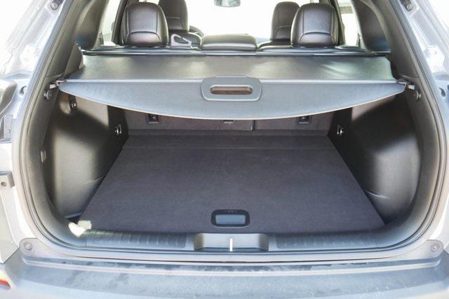 Photo of 2021 Sting-Gray Clearcoat Jeep Cherokee