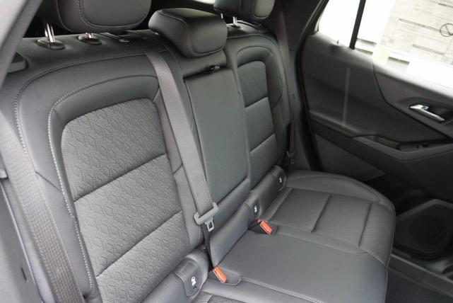 Photo of 2026 Mosaic Black Metallic Chevrolet Equinox