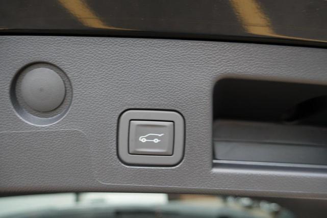 Photo of 2026 Mosaic Black Metallic Chevrolet Equinox