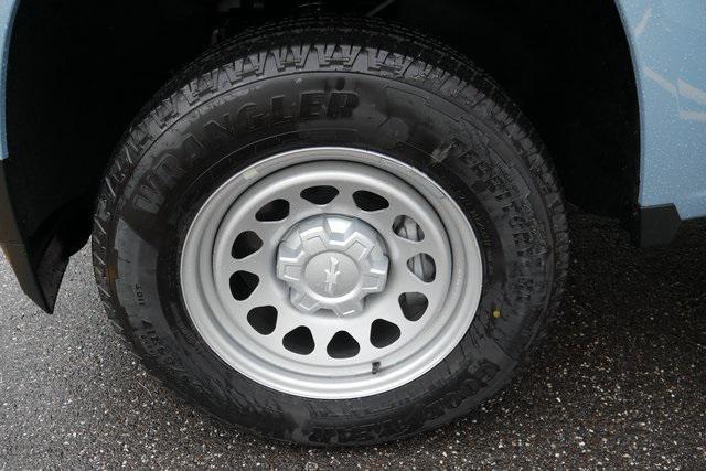 Photo of 2025 Snowdrift Metallic Chevrolet Colorado