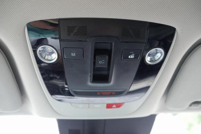 Photo of 2023 Aruba Green Kia Sorento