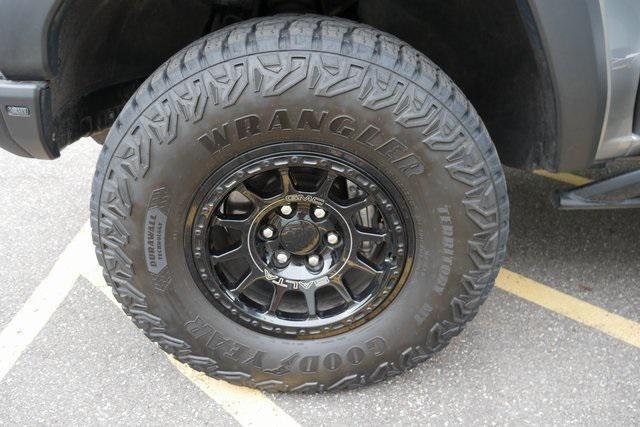 Photo of 2024 Sterling Metallic GMC Canyon