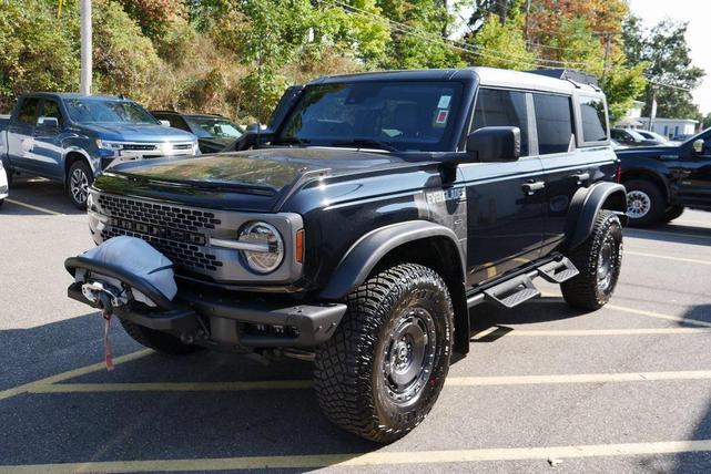 Photo of 2022 Shadow Black Ford Bronco