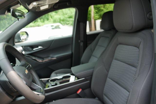 Photo of 2026 Sterling Gray Metallic Chevrolet Equinox