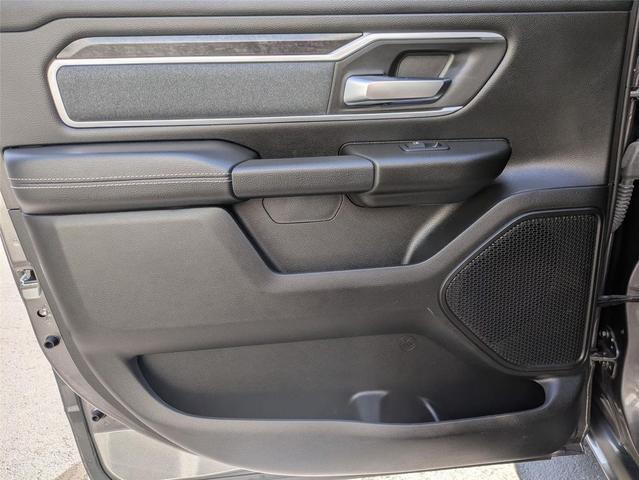 Photo of 2022 Granite Crystal Metallic Clearcoat RAM 1500