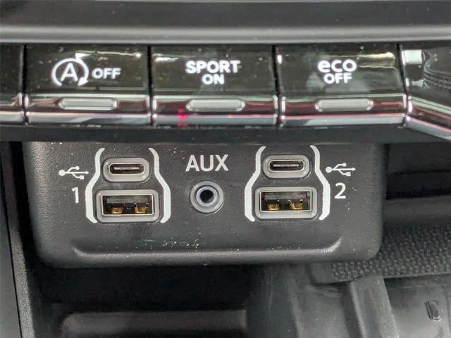 Photo of 2025 DB Black Dodge Durango